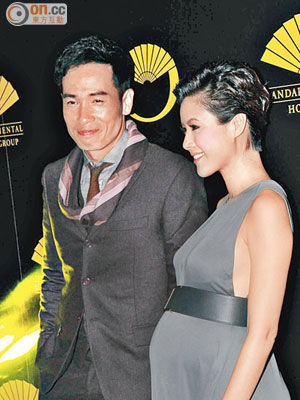 陈茵媺约毛舜筠下午茶 肚皮任摸