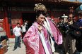 剧版《龙门飞甲》开机 柳岩偷师孙俪演妩媚孕妇