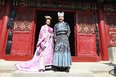 剧版《龙门飞甲》开机 柳岩偷师孙俪演妩媚孕妇