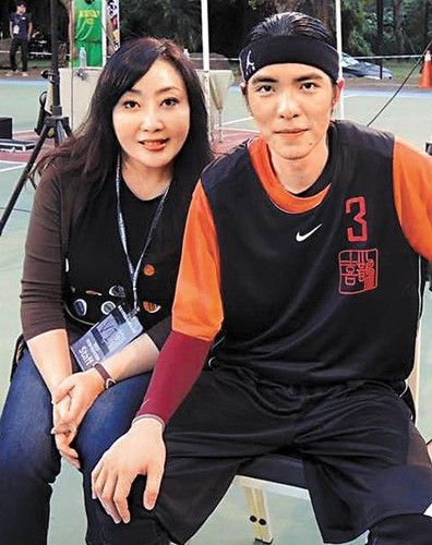 曝萧敬腾遭黑道干预生活 粉丝变邻居困扰