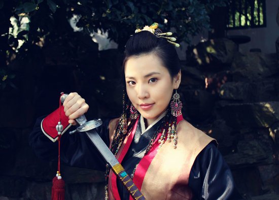 <em>新甘十九妹</em>》热拍刘玥心扮狠突破自我_娱乐_