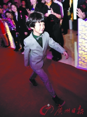 汪峰为避媒体弃压轴红毯 只字不提感情