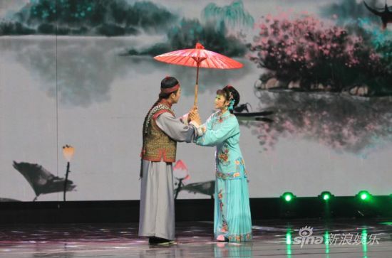 央视<em>七仙女</em>现代包装 为黄梅戏找前路_娱乐_