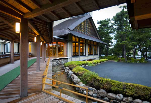 风情温泉旅馆叹日式料理