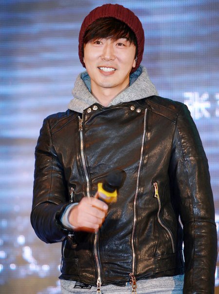 高梓淇商战戏挑大梁 《锡林郭勒》搭档黄圣依