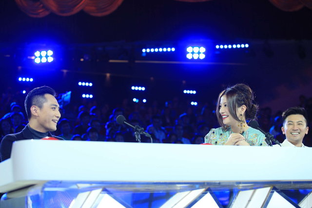 《中国达人秀》第五季首录 评委现场有爱爆棚