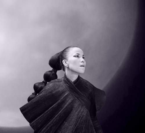 朱哲琴《月出》首发遇苗年 四年制作态度引盛赞