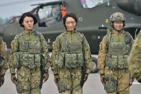 《<em>超级女兵</em>》将播+全新真人秀舞台打造硬派青