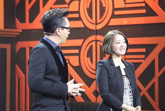 阿雅《全民奥斯卡》求“脱光” 华少幽默征婚