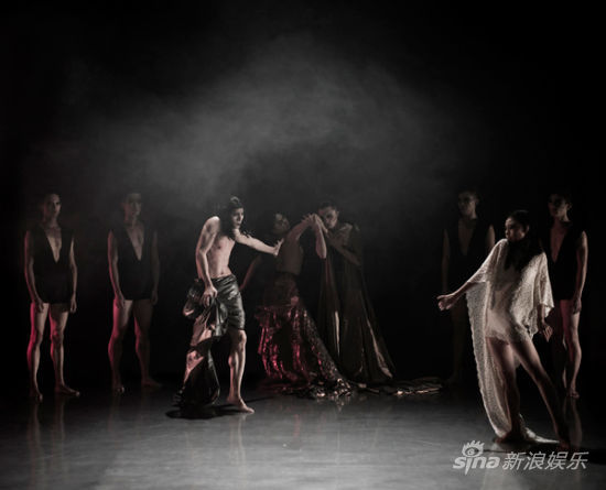 冯小刚监制舞剧《夜宴》 剧团曾演金瓶梅
