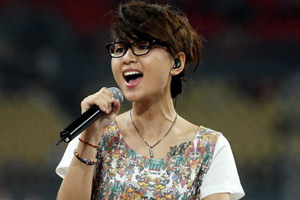 《好声音》发转身海报 李代沫吴莫愁谈情