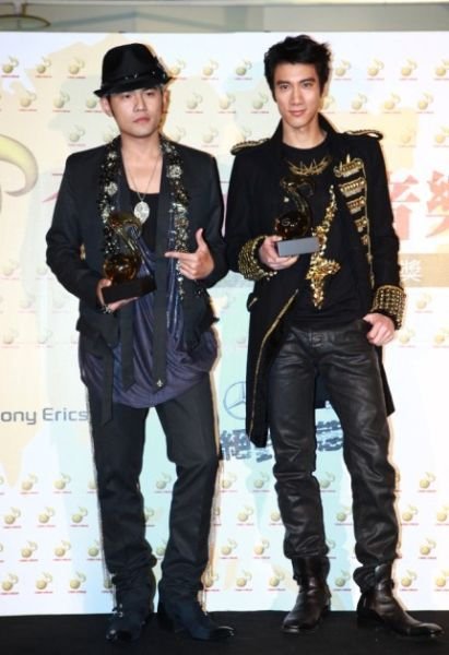 《好声音》总导演：下一季导师力邀王力宏周杰伦