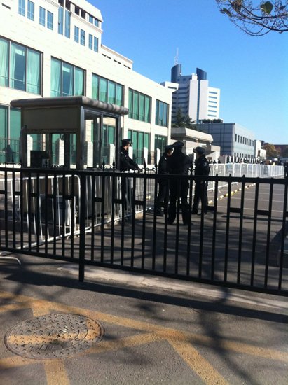 李某某案今日二审正在进行 或不当庭宣判