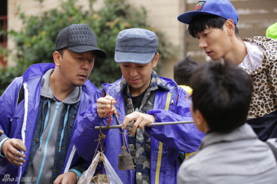 郭涛田亮笑谈孩子的绯闻：我们像一家人