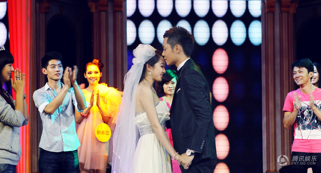 蒋梦婕被姚元浩求婚 《一克拉梦想》喜结良缘