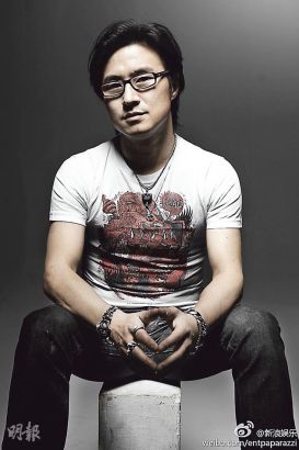 章子怡收汪峰爱的短讯 谈及结婚害羞