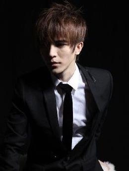 网传郭敬明身价近7亿 回应：真没有那么多