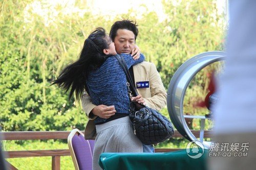 《梦工厂》宁静考验风中吻戏 捣乱袭击状况百出