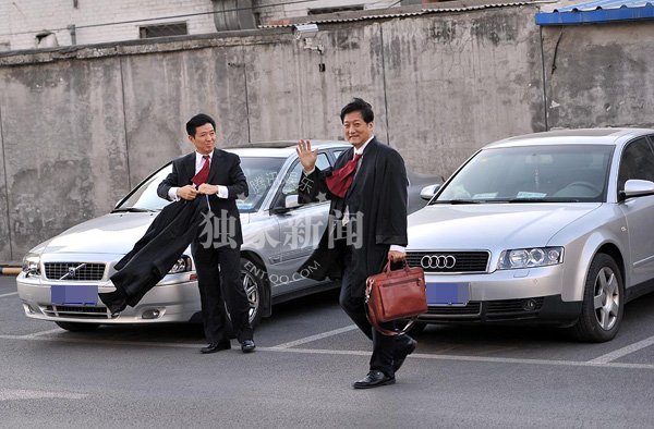 法院公开二审详情：李某某案驳回上诉维持原判