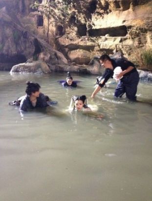 陈妍希拍落水戏 陈晓头套脱落遭嘲笑(图)