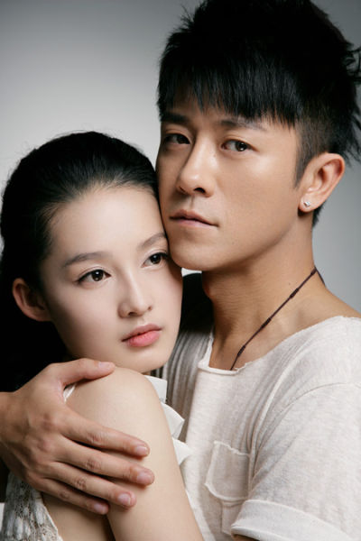 《花开半夏》林申李沁兄妹<em>虐恋</em>放肆爱_娱乐_
