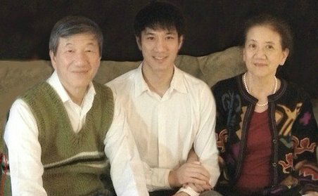 王力宏方面承认全家福ps 曝妻子爱犬属前男友
