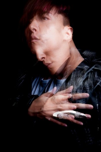 曹轩宾《还记得吗》mv上线 朱丹为爱泪奔