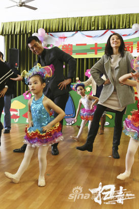 《扫毒》首周票房告捷 家辉生日古仔跳舞