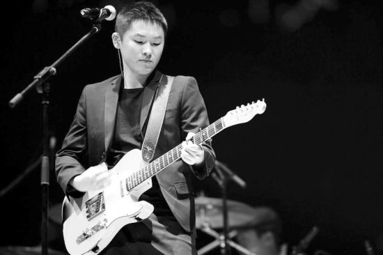 梁博回归亮相拒采访 安七炫赞吴莫愁独特