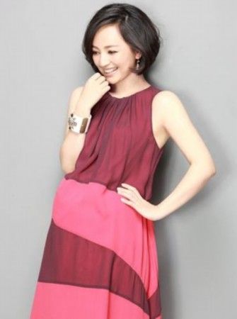 看肚识<em>女星</em> 看<em>大S</em>李湘叶一茜等辣妈香艳大肚照