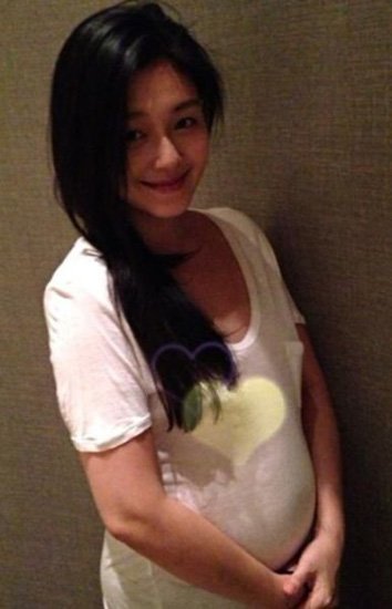 大s否认代言美白针：厂商或盗用照片欲追责