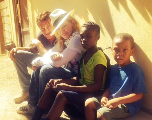 麦当娜疑与前夫西恩潘复合 与小男友感情危机