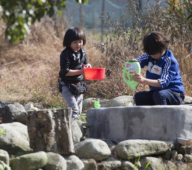 《爸爸》kimi照顾小宝宝 意外落水吓坏林志颖