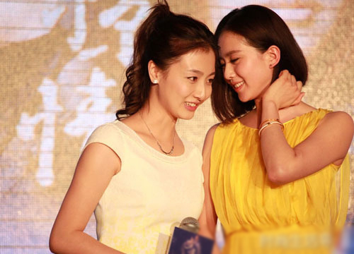 刘诗诗叶青杨幂唐嫣 盘点娱乐圈“恩爱”闺蜜照