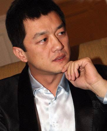 民政部回应李亚鹏涉嫌违规：望水落石出