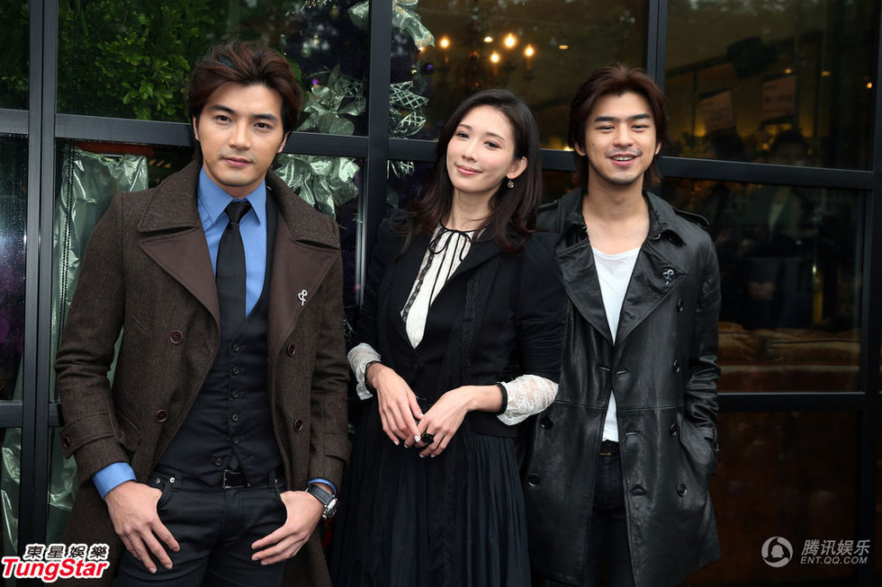 高清：林志玲投资发廊成股东 抱恙出席剪彩仪式