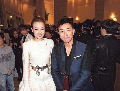 容祖儿刘浩龙甜蜜共度圣诞节 破情变传言(图)