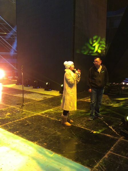 许茹芸婚后首现身彩排个唱 将为老公献歌