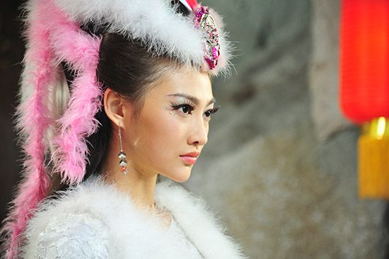《布袋和尚新传》杀青 白柳汐再现周迅版狐妖
