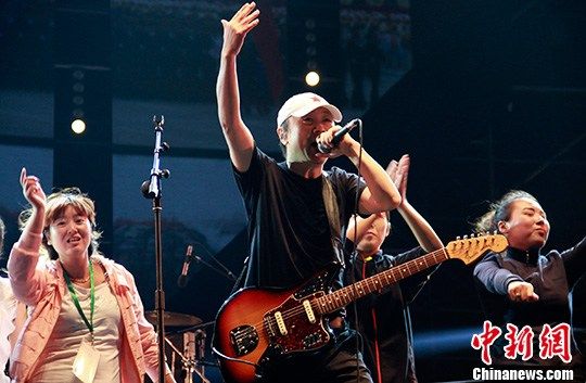 春晚最新进展:开场曲不再"热闹" 崔健望登台