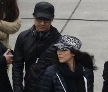 神速！章子怡汪峰甜蜜离京游玩被曝已同居