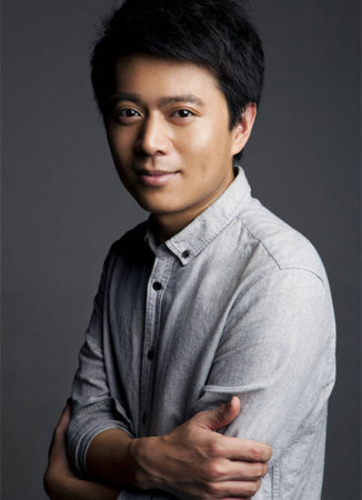 作家齐拍电影捞金 郭敬明韩寒鸿水“正面开战”