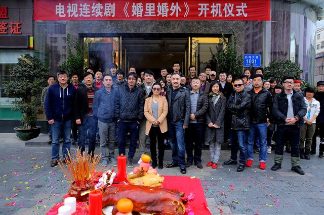 银润大戏 接力 姚笛雷佳音上演《 爱情 碟中谍》_