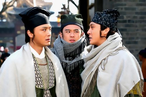 《才子》迟帅高昊李立造型百变 被封职场达人