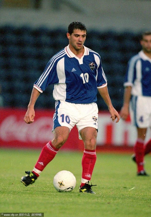 国米三冠功勋返意甲当教练携手米兰宫斗牺牲品