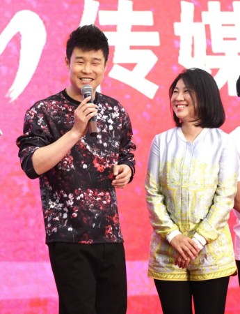 小沈阳与妻子演夫妻很过瘾 称两人一直很恩爱