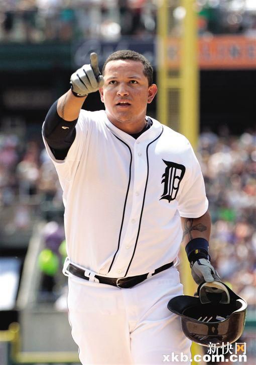 棒球服_棒球运动员的收入(2)