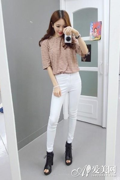 <em>夏季服装搭配</em>图片: T恤再次称王_潮流_奥一网