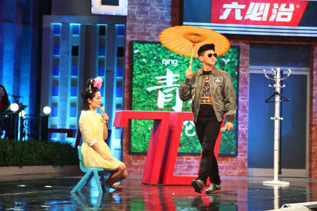  吴奇隆 《 嗨!2014 》秀书法 唱《忐忑》笑哭谢娜