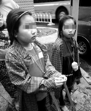 福建<em>姐妹</em>被母亲遗弃街头 <em>孩子父亲</em>是富商因重